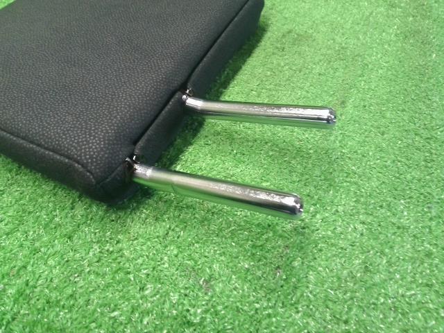 ヴォクシー ヘッドレスト DAA-ZWR80G 71960-28520-C2