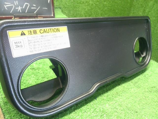 ヴォクシー 内装部品 DAA-ZWR80G 78061-28130-C0