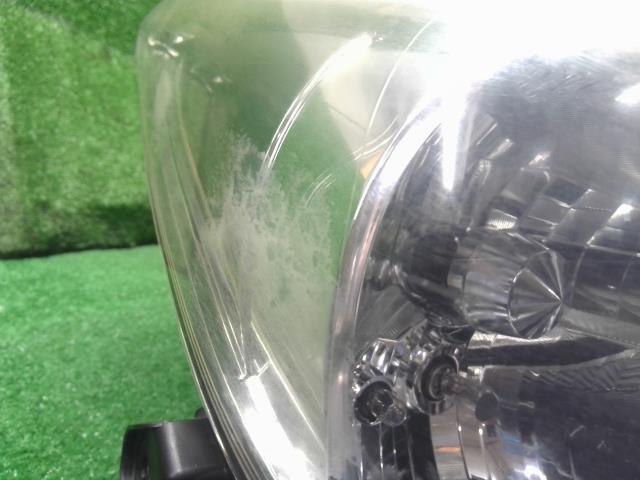 ヴィッツ 右ヘッドランプＡＳＳＹ DBA-NSP135 81145-52D40
