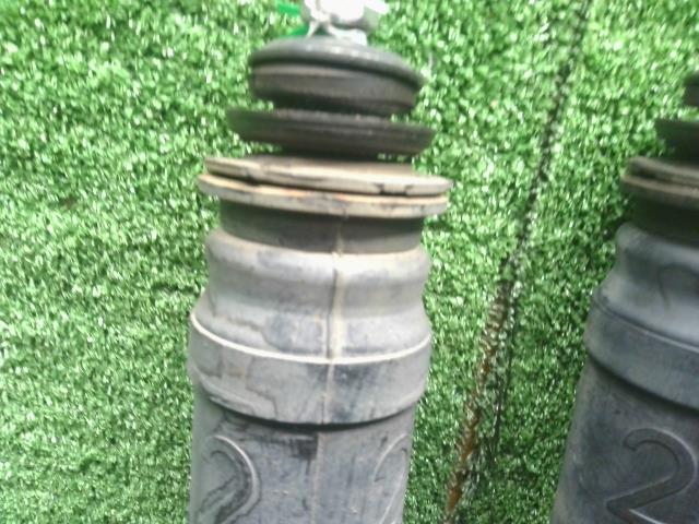 プリウスα Ｒストラット・アブソーバーセット DAA-ZVW41W 48530-80729