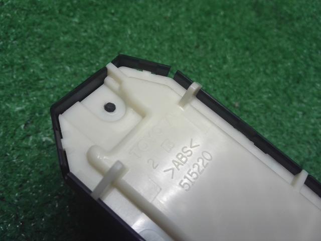 プリウスα パワーウインドウスイッチ DAA-ZVW41W 84040-12180