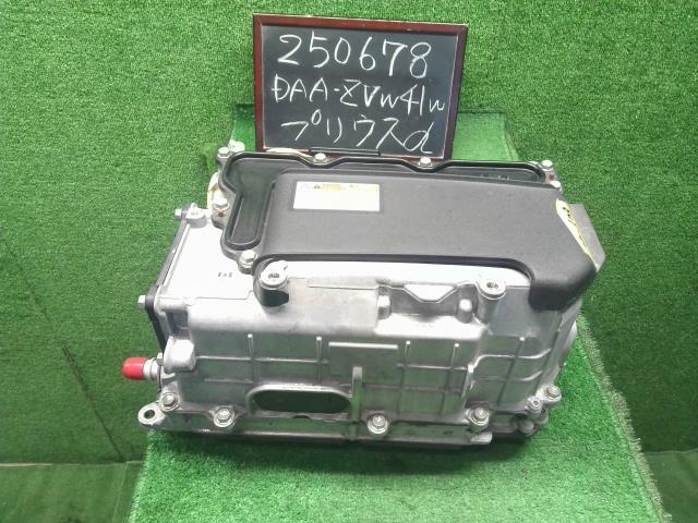 プリウスα ＨＶ・ＥＶ・ＦＣＶインバーター DAA-ZVW41W G9200-49055