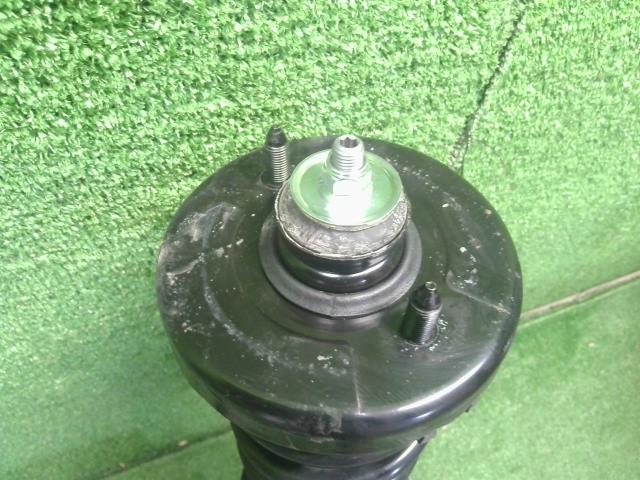 アコード 右Ｒストラット DAA-CR7