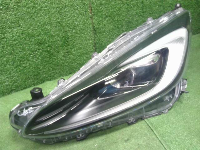 アクア 左ヘッドランプＡＳＳＹ 6AA-MXPK16