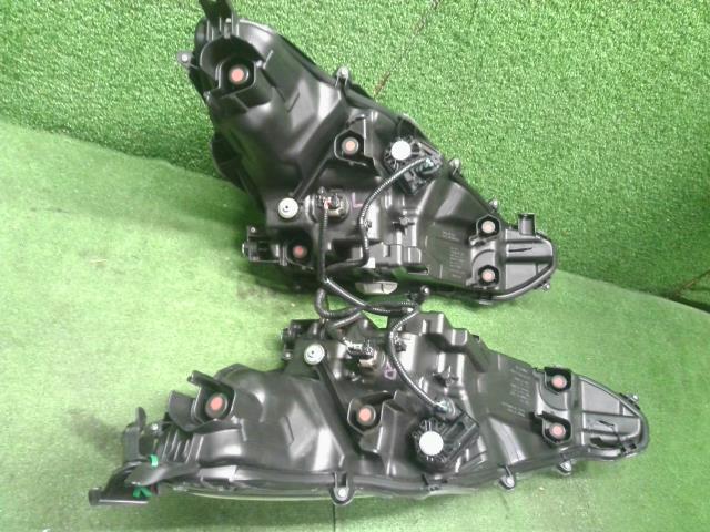 アクア 左ヘッドランプＡＳＳＹ 6AA-MXPK16
