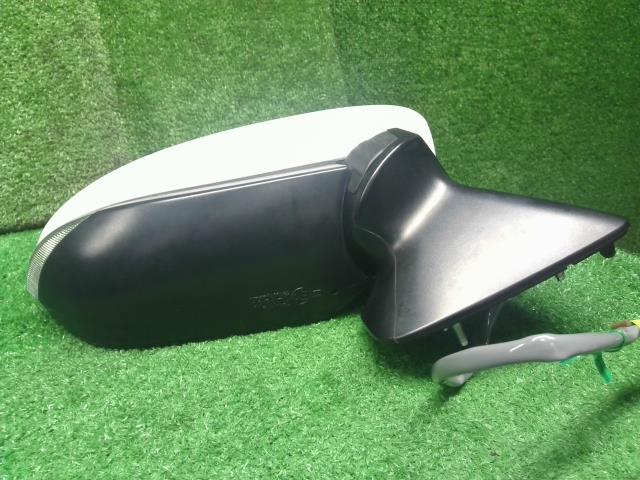 アクア 右サイドミラー 6AA-MXPK16 87910-52G00