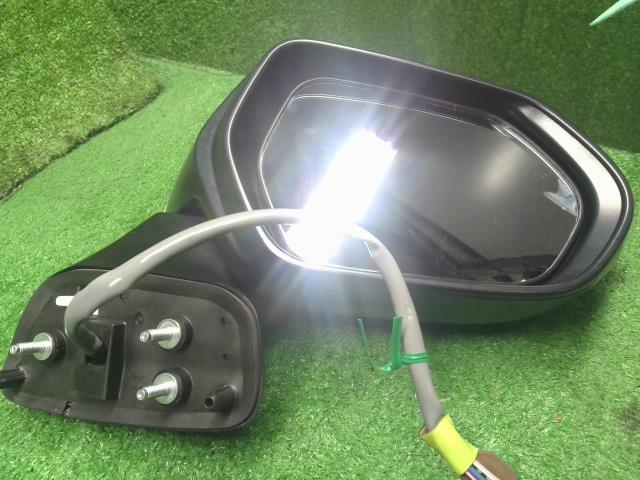 アクア 右サイドミラー 6AA-MXPK16 87910-52G00
