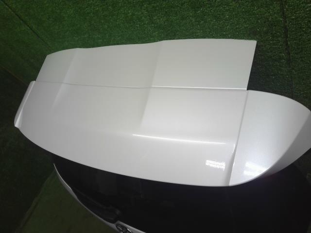 アクア バックドアＡＳＳＹ 6AA-MXPK16 67005-52G70