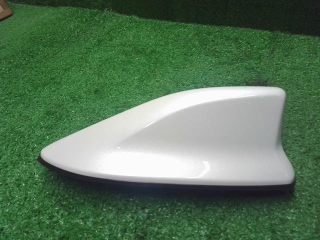 アクア アンテナ 6AA-MXPK16 86300-47210