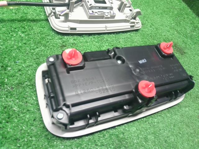 アクア ルームランプ 6AA-MXPK16 81208-52020-B0