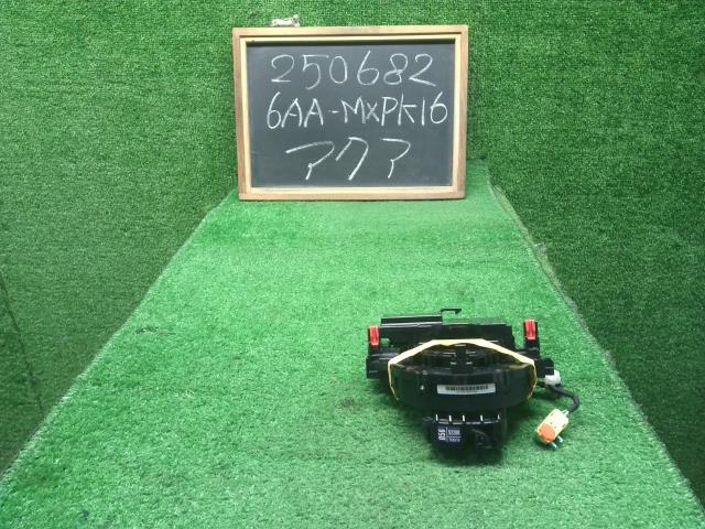 アクア 電装部品 6AA-MXPK16 84308-52010