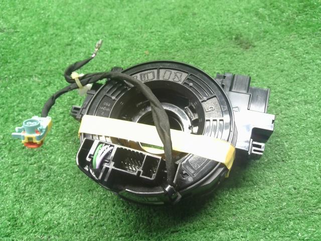 アクア 電装部品 6AA-MXPK16 84308-52010