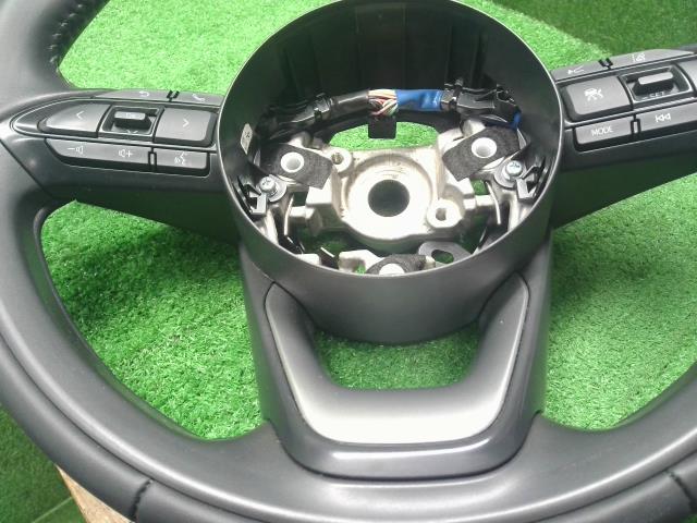 アクア ステアリングホイール 6AA-MXPK16 45100-52720-C0