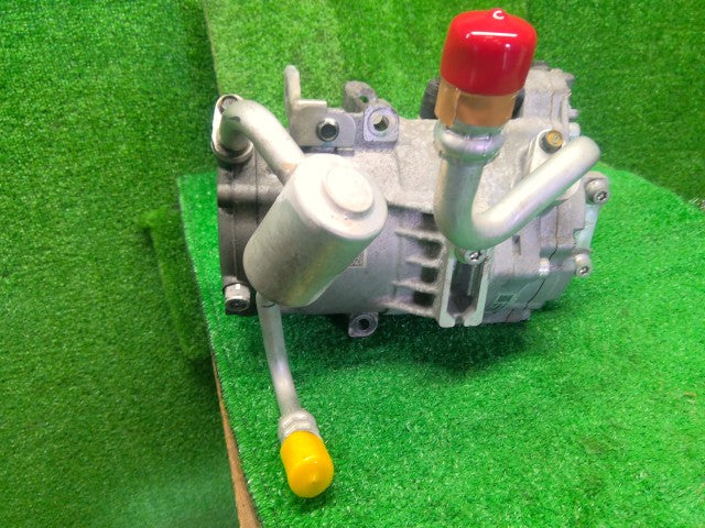 ノート Ａ／Ｃコンプレッサー DAA-HE12 92600-5WK0B