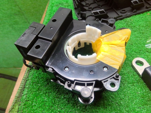 ノート 内装部品 DAA-HE12 K8510-5WK0A