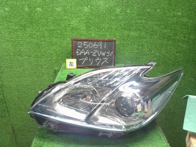 プリウス 左ヘッドランプＡＳＳＹ DAA-ZVW30