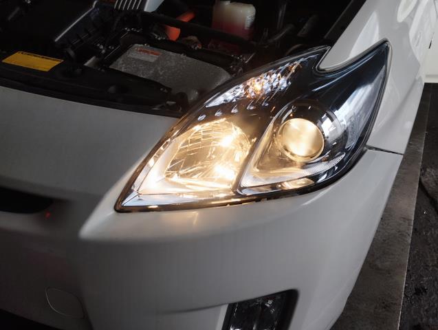 プリウス 左ヘッドランプＡＳＳＹ DAA-ZVW30
