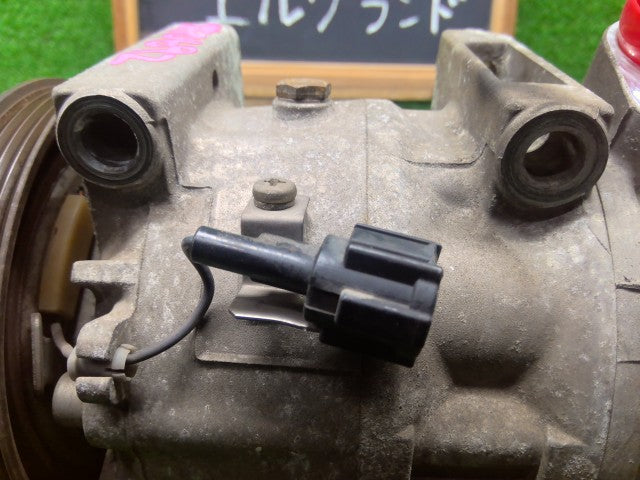 エルグランド Ａ／Ｃコンプレッサー UA-E51 92600-WL000