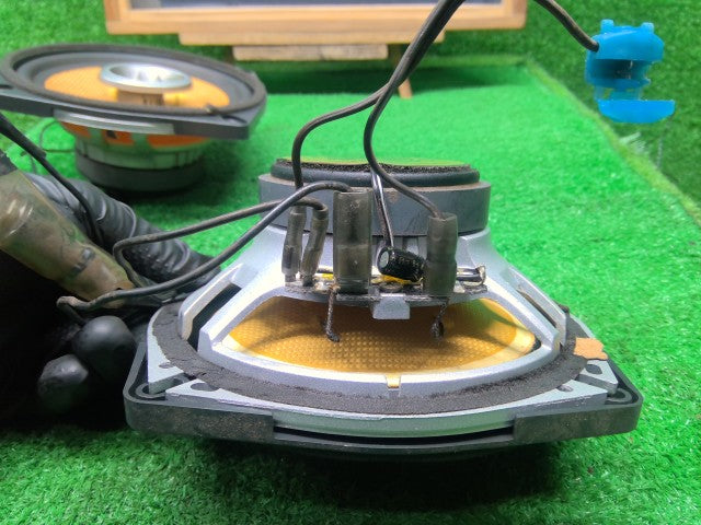 エルグランド スピーカー UA-E51