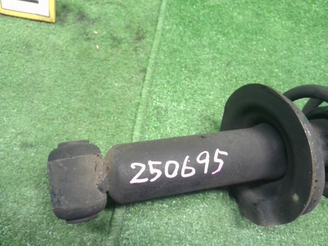インプレッサ 左Ｒストラット DBA-GJ7