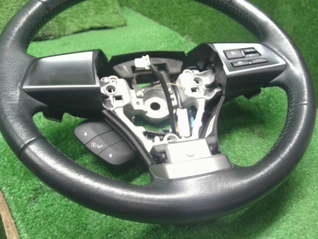 インプレッサ ステアリングホイール DBA-GJ7