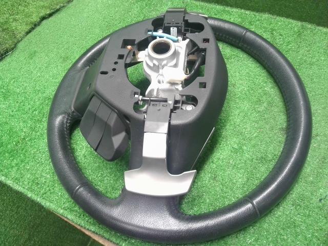 インプレッサ ステアリングホイール DBA-GJ7