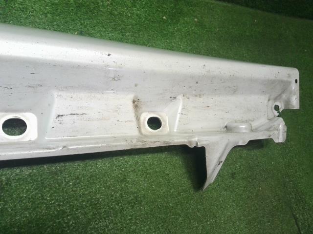 スイフト 右サイドステップ CBA-ZC32S
