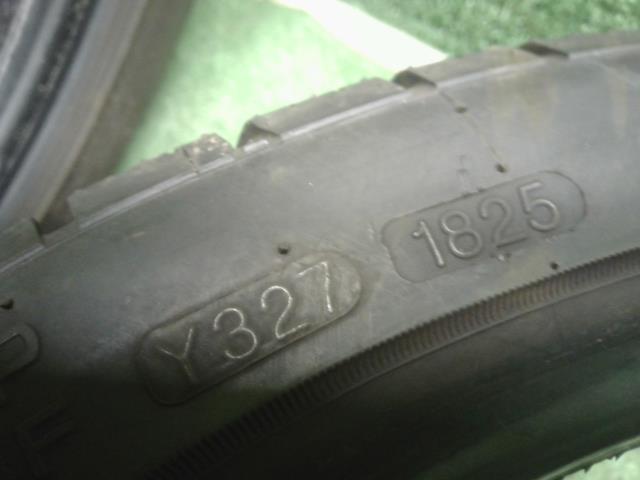 スイフト タイヤ CBA-ZC32S