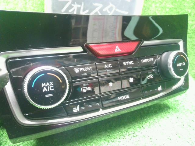 フォレスター Ａ／Ｃスイッチパネル 5AA-SKE