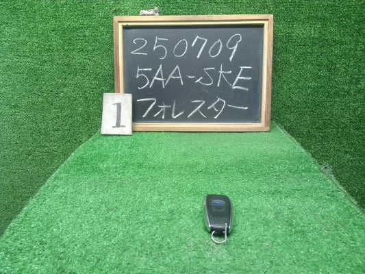 フォレスター キーレスリモコン 5AA-SKE