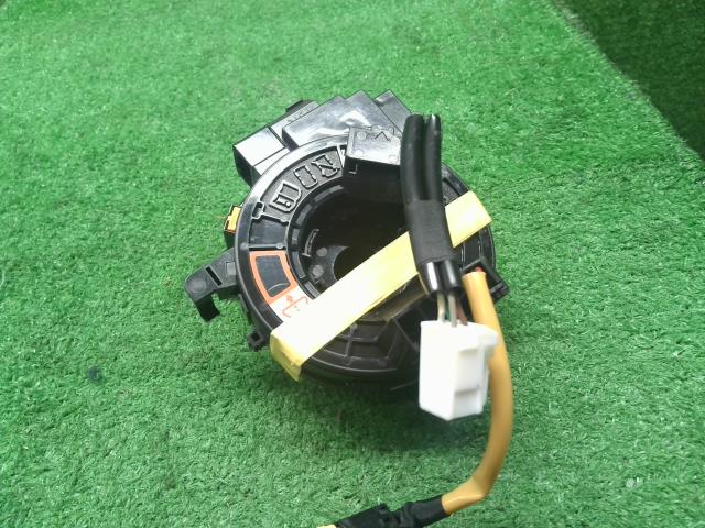 フォレスター 電装部品 5AA-SKE 83196AL020