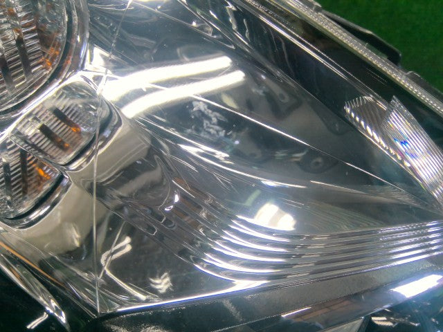 レガシィ 右ヘッドランプＡＳＳＹ DBA-BRG 84001AJ360