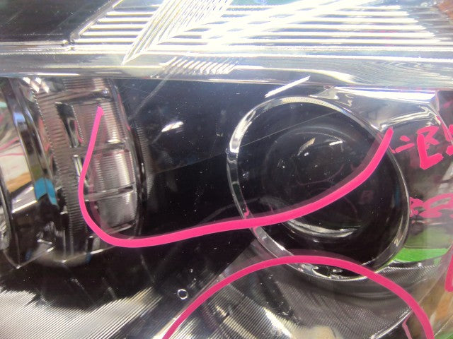 レガシィ 左ヘッドランプＡＳＳＹ DBA-BRG 84001AJ370