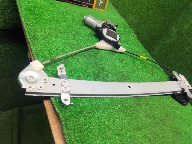 レガシィ 左Ｆドアレギュレータ・モーター DBA-BRG 61041AJ230