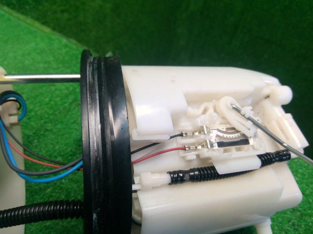 レガシィ フューエルポンプ DBA-BRG 42021AJ210