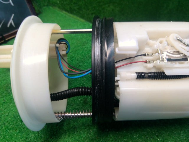 レガシィ フューエルポンプ DBA-BRG 42021AJ210
