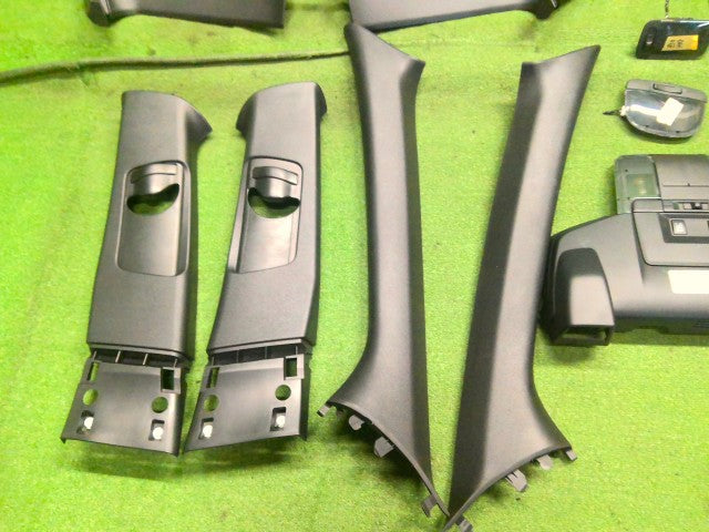 レガシィ 内装部品 DBA-BRG