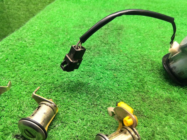 サンバー 内装部品 V-KV4 57470TA000