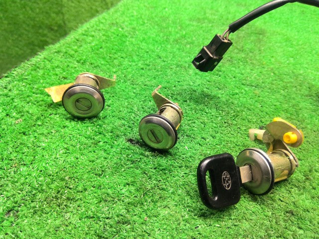 サンバー 内装部品 V-KV4 57470TA000