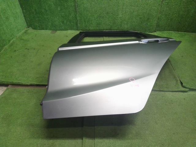 フィット 左ＲドアＡＳＳＹ DAA-GP6 67550-TAR-306ZZ