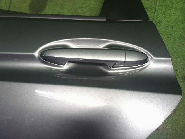 フィット 左ＲドアＡＳＳＹ DAA-GP6 67550-TAR-306ZZ