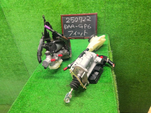 フィット ブレーキマスターＡＳＳＹ DAA-GP6 57306-TDL-J02