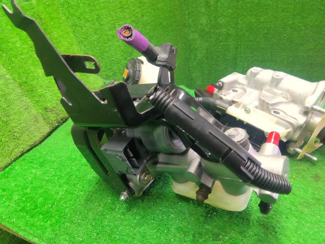フィット ブレーキマスターＡＳＳＹ DAA-GP6 57306-TDL-J02