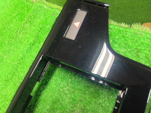 フィット クラスターパネル DAA-GP6 77250-T5A-003ZA