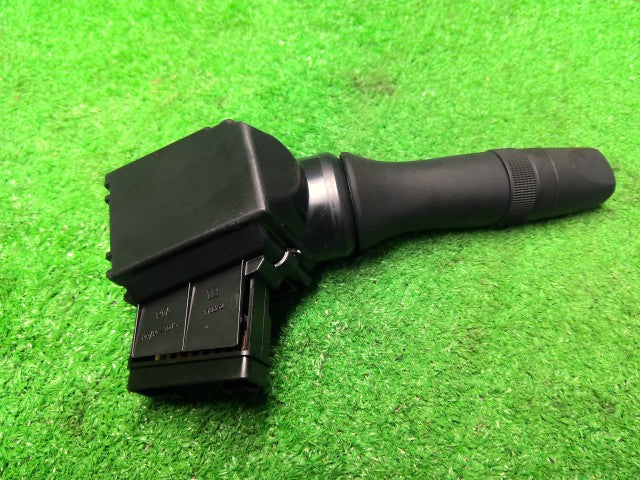 スペーシア ワイパースイッチ 5AA-MK53S 37310-74P20