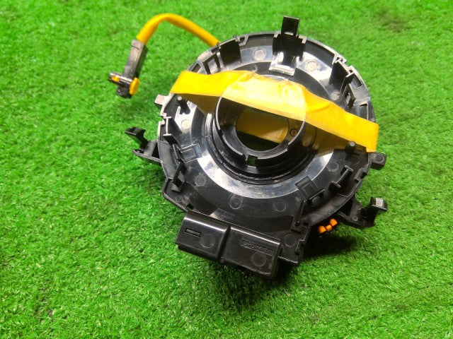 スペーシア 電装部品 5AA-MK53S 37480-79R10