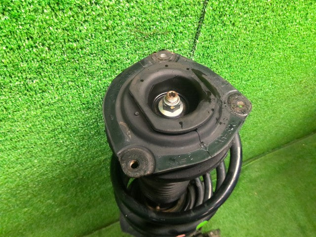 セレナ 右ＦストラットＡＳＳＹ DAA-HFC27 E4302-5TL2C