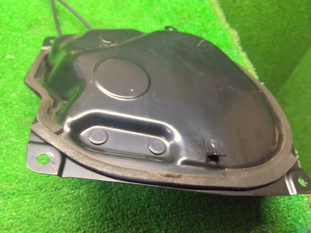 セレナ 右パワースライドドアモーター DAA-HFC27 97930-5TH1B