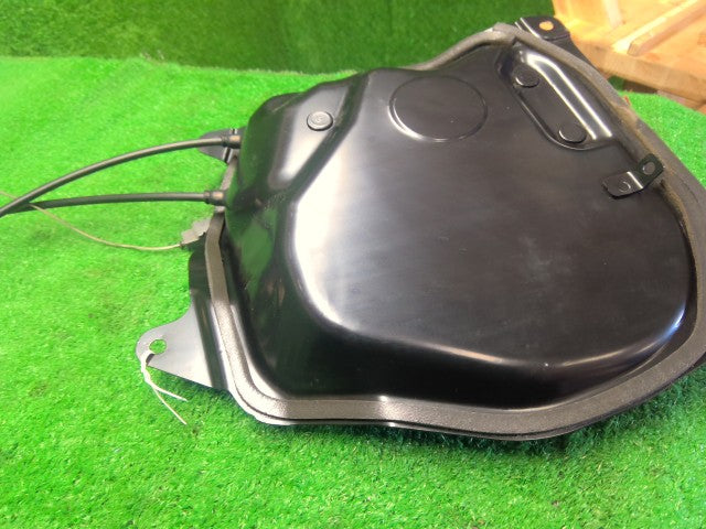 セレナ 左パワースライドドアモーター DAA-HFC27 97931-5TH1B