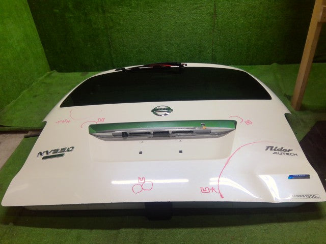 NV350キャラバン バックドアＡＳＳＹ LDF-VW6E26 K010M-3XABA